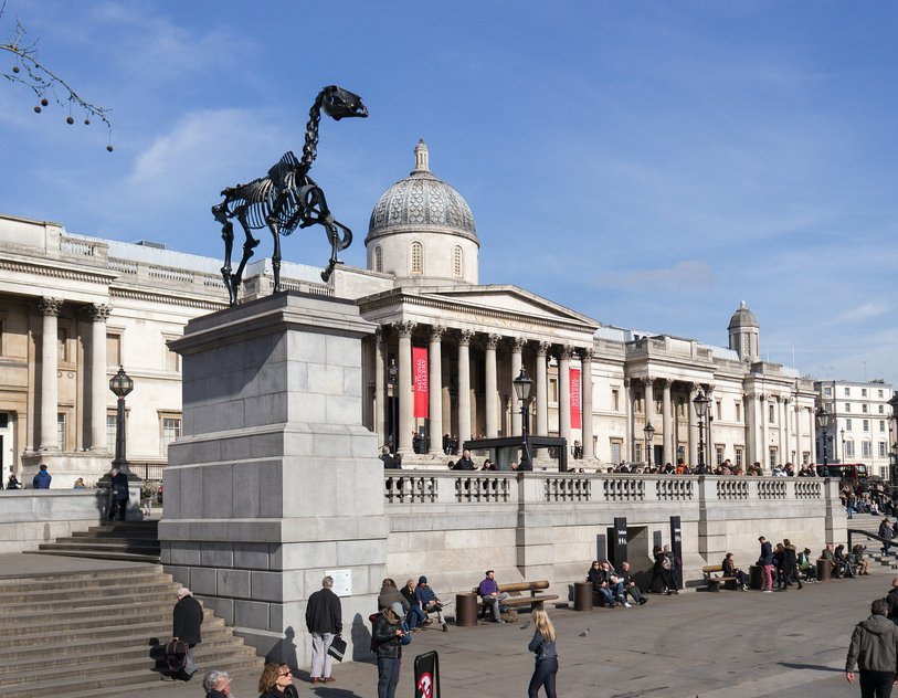 2pm-london-trafalgar-square-hans-haacke-national-gallery