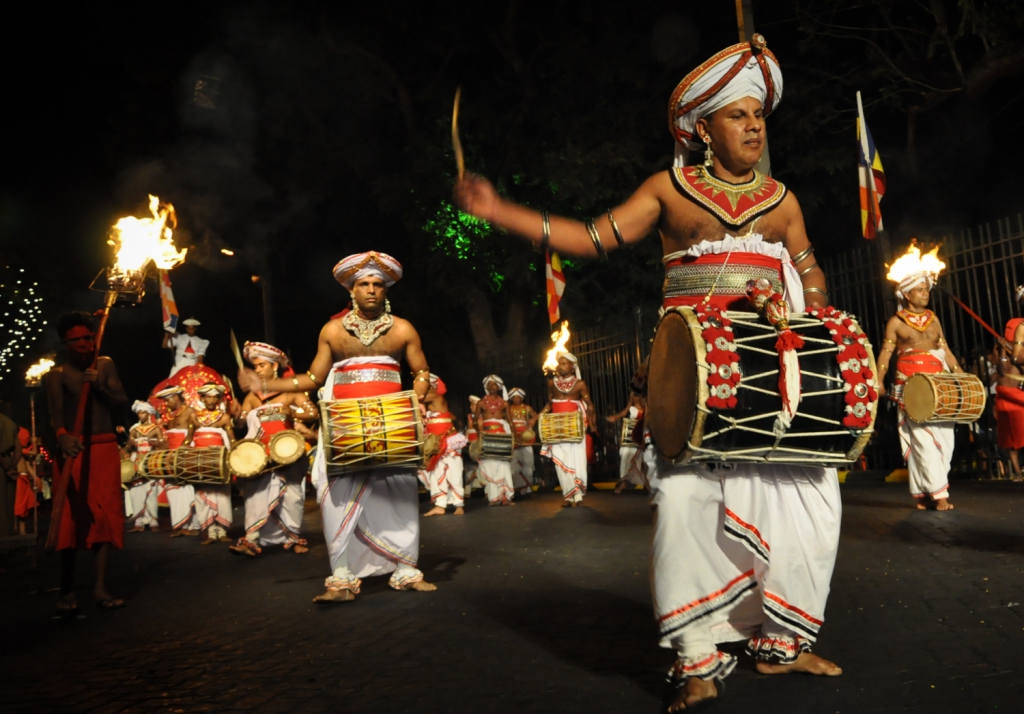 6 esala perahera flickr