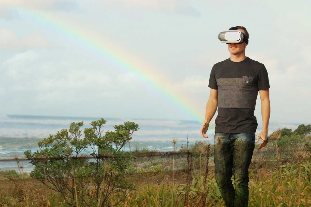Disrupt-Yourself_4virtual-reality
