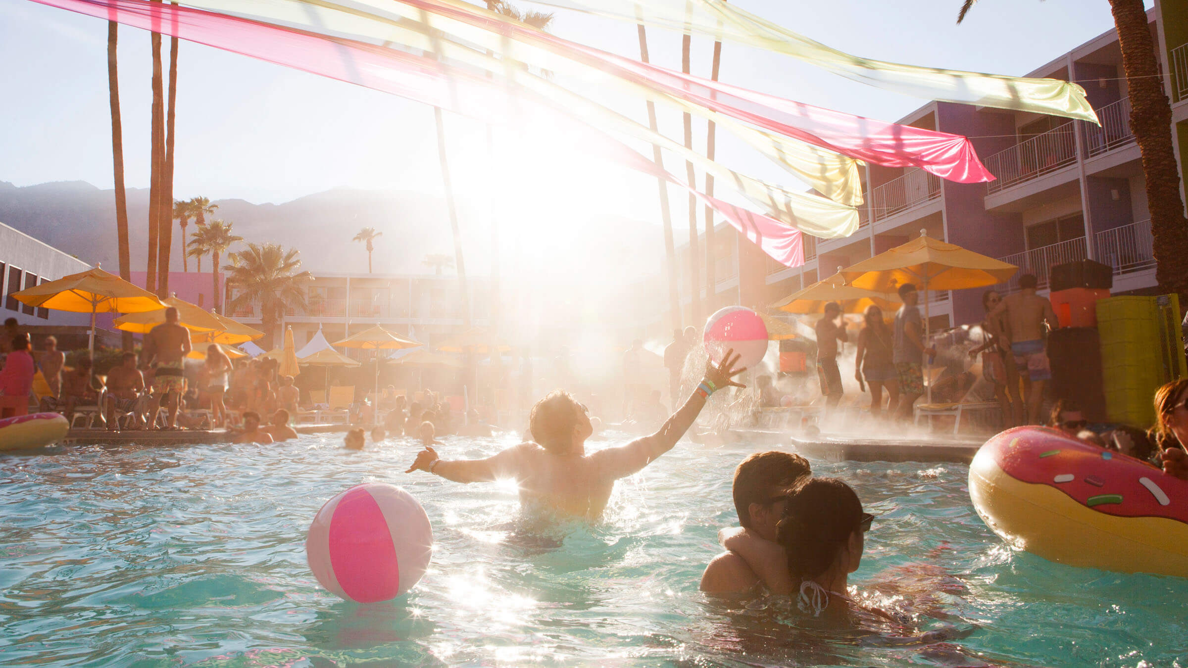 8 Best Pool Parties in Palm Springs for Summer Fun