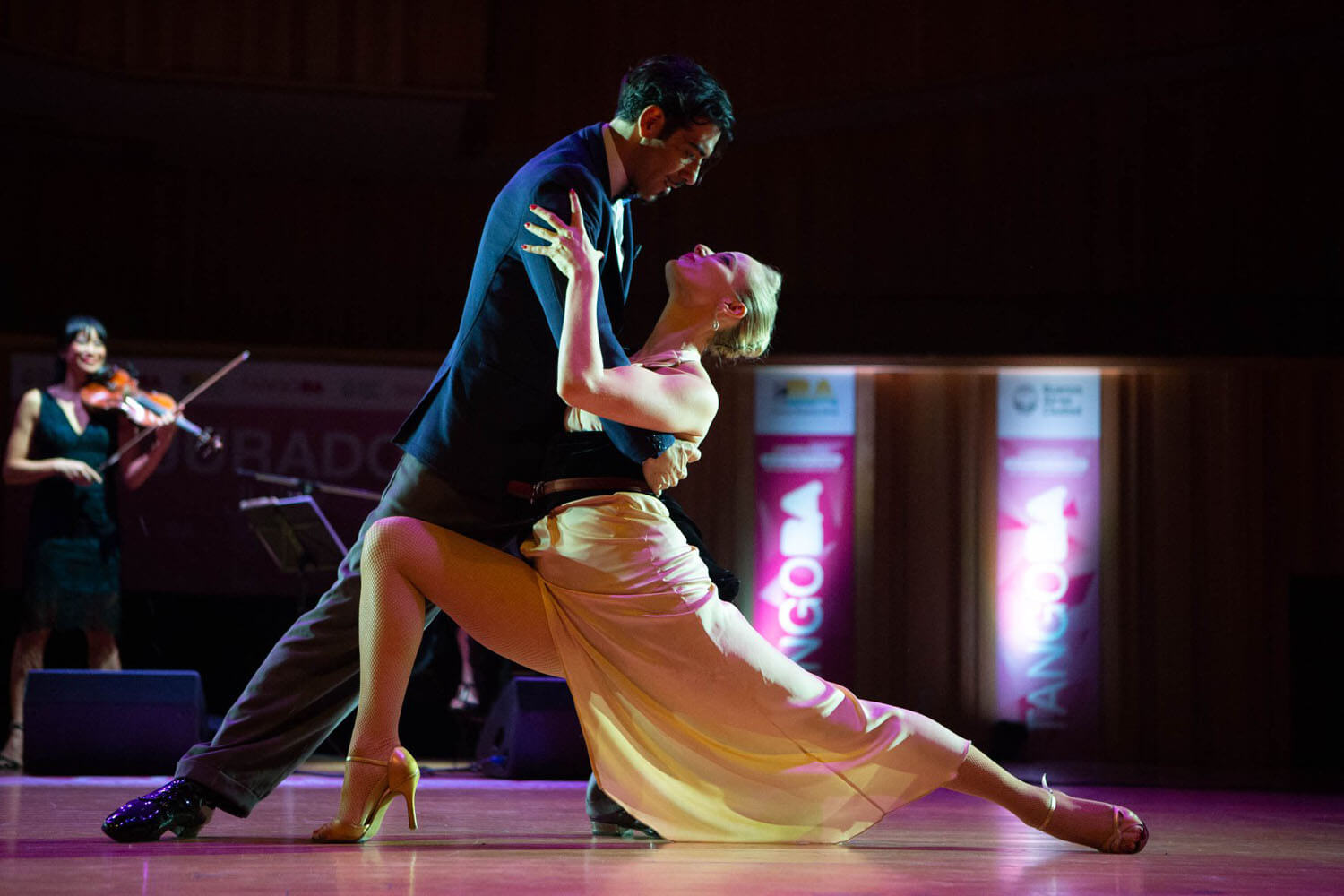 6 tango