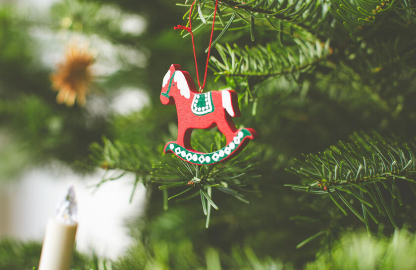 Deck The Halls: 8 Tips For An Eco-Friendly Holiday Season