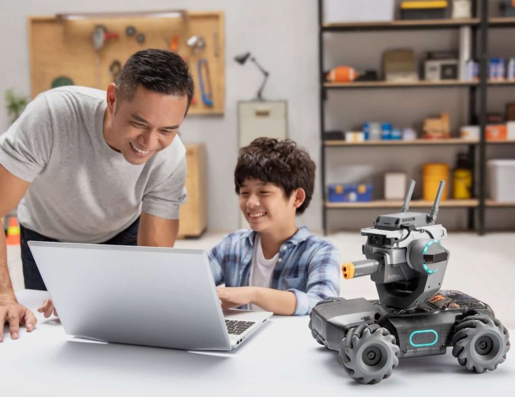 1 DJI-RoboMaster-S1-Educational-Robot-01
