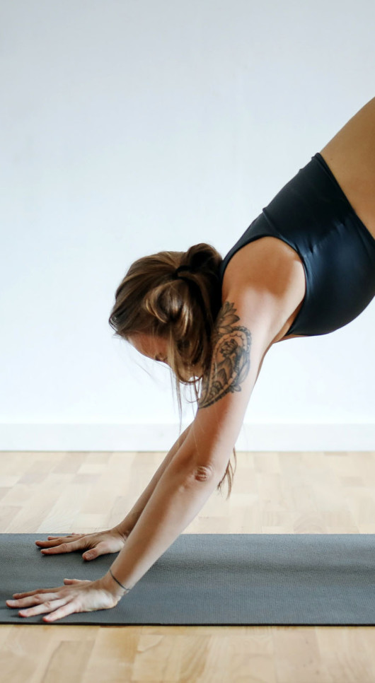 Fit For Free: Turn Your Home Into A Gym (Without Spending A Cent)