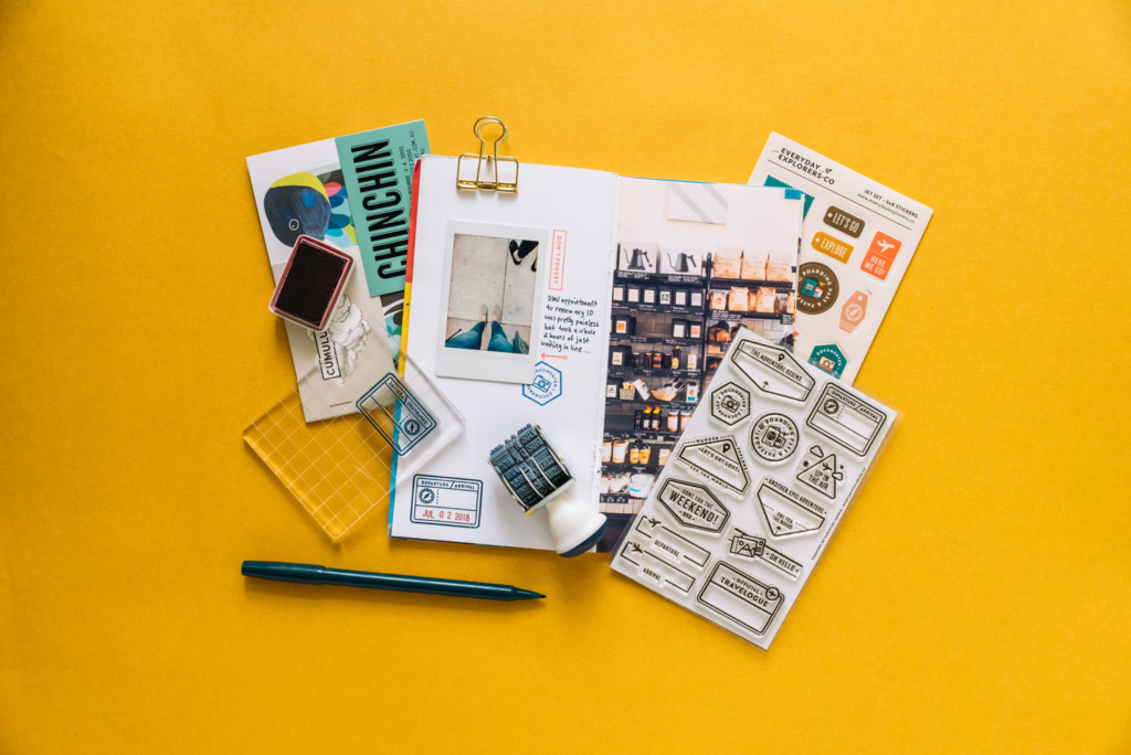 travel scrapbook design ideas