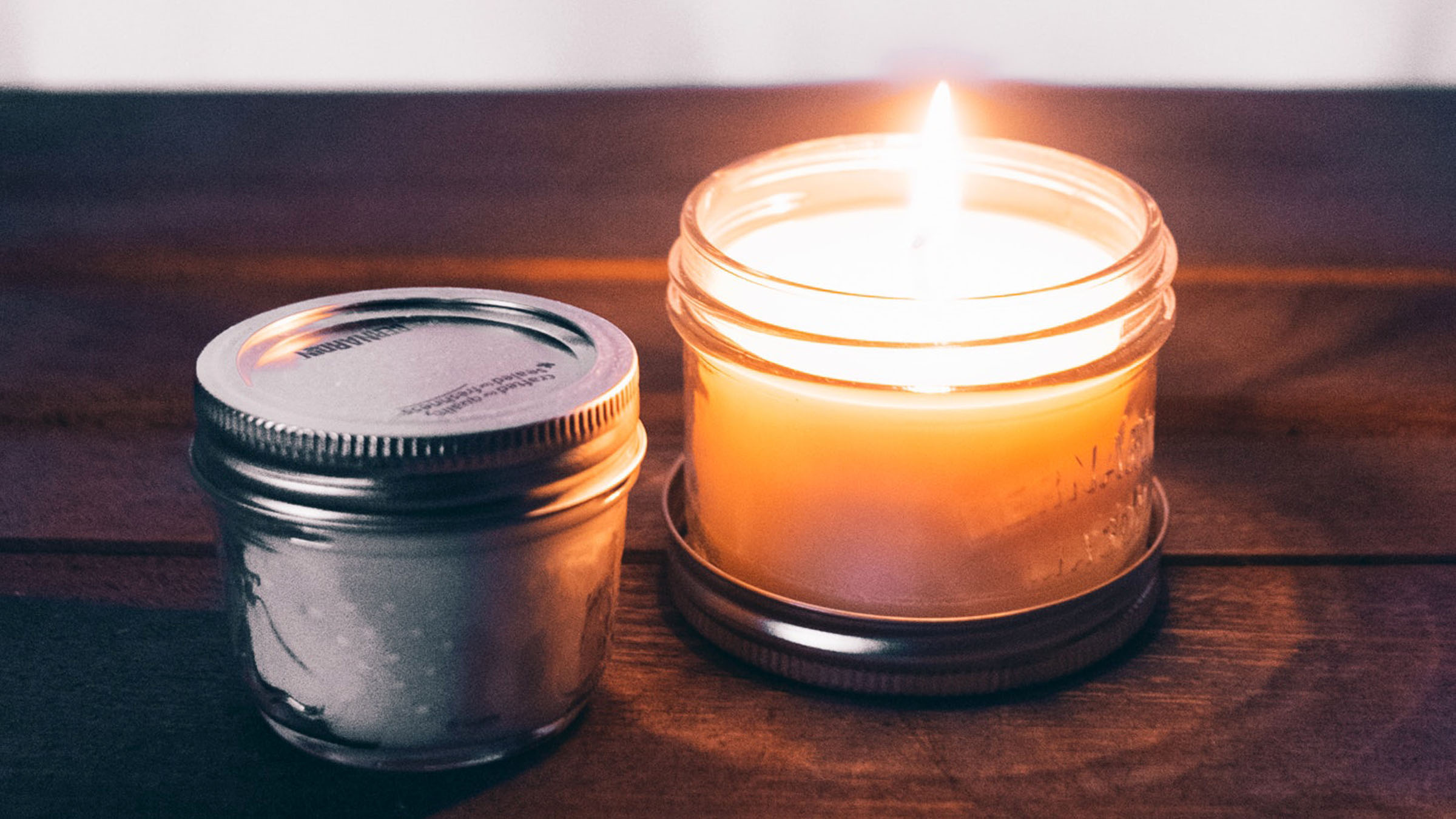 Experto en velas: 5 velas fáciles de hacer en casa - Amex Essentials