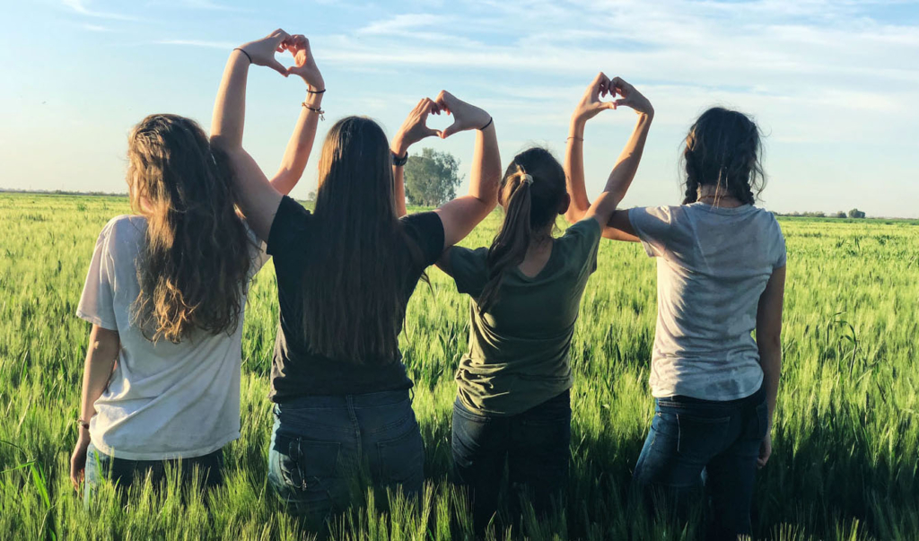 3 listen to girls