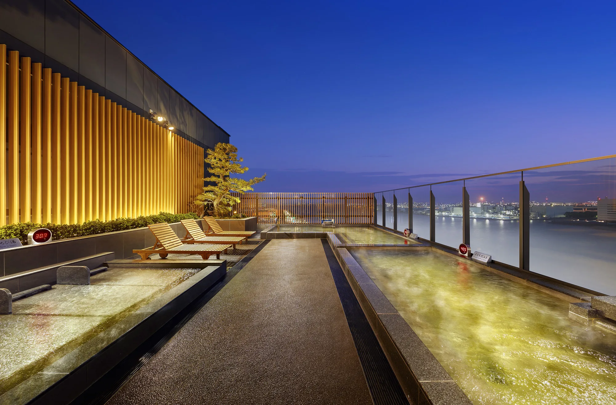 4b Villa Fontaine Premier Haneda Airport