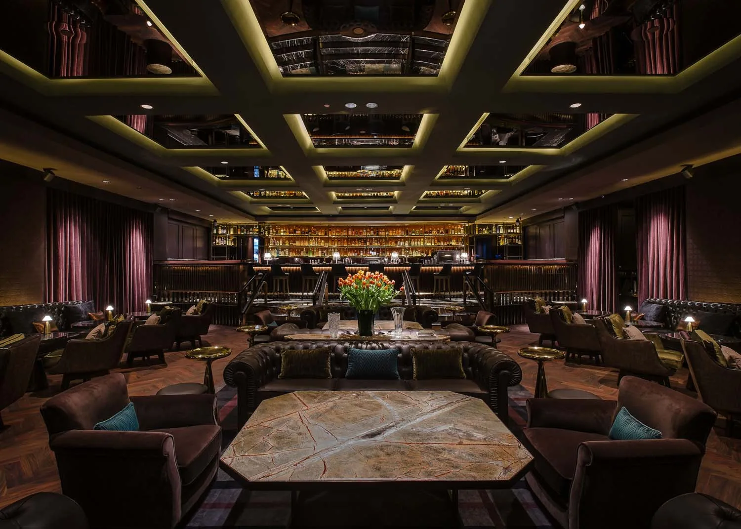 6a Conrad Orchard Manhattan Conrad Singapore Orchard -_Manhattan Bar