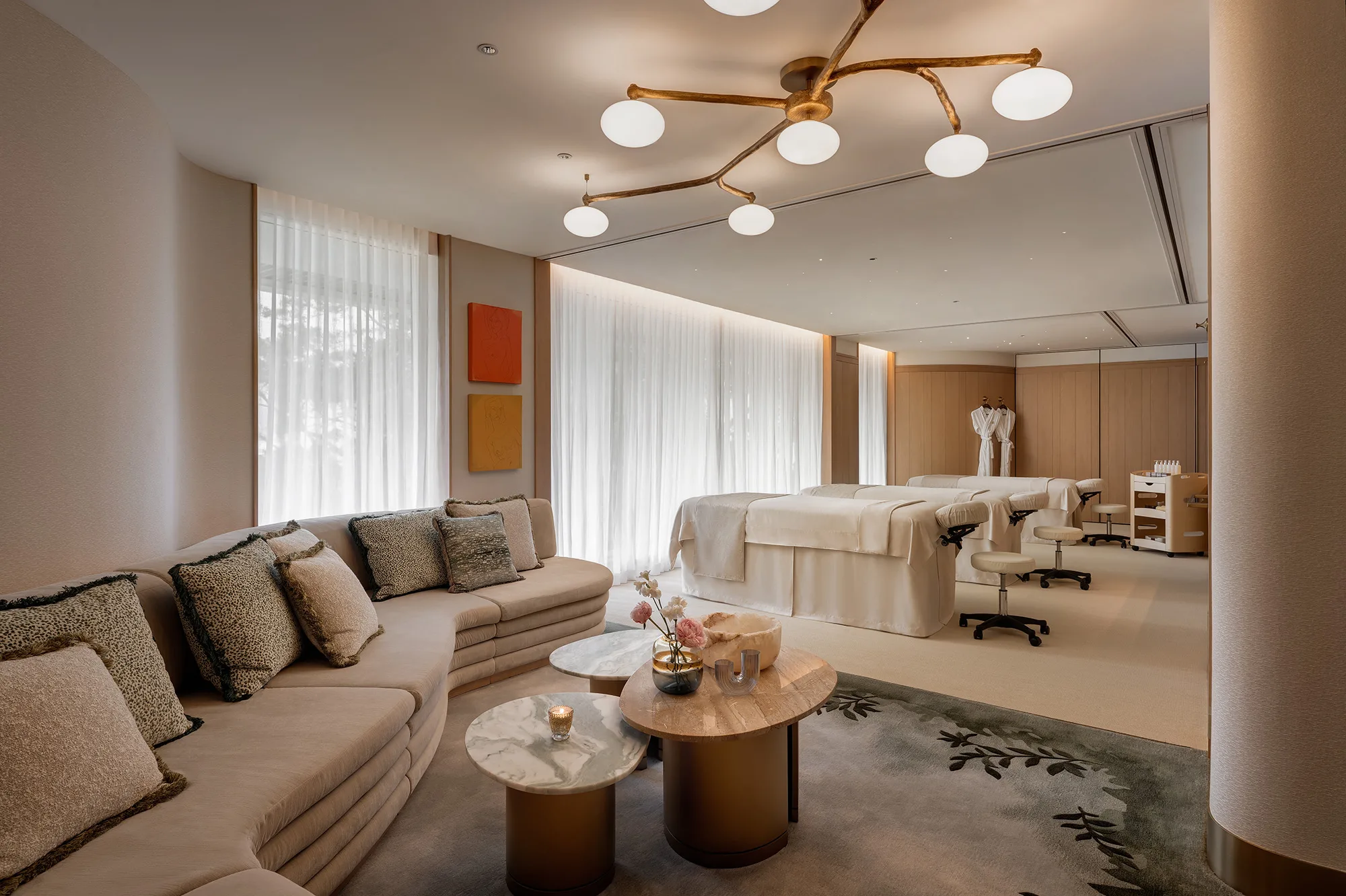 6b-ISL_Yun Wellness_VIP Lounge and treatment room
