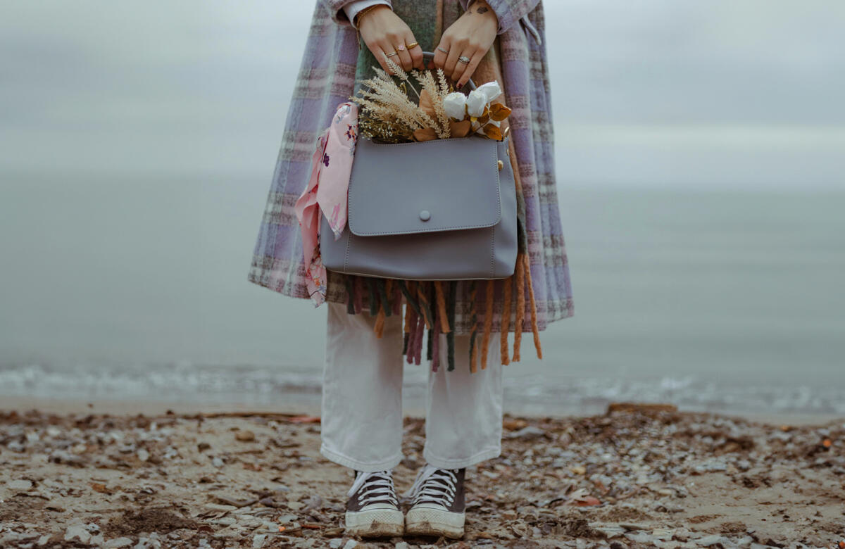 Style In Season: 10 Tips For Transitional Dressing