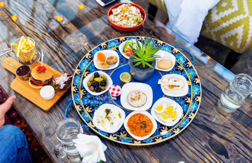 Savouring Dubai: The Essentials Dining Guide