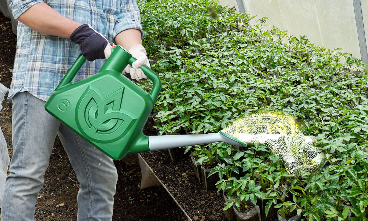 gardening-gadgets-watering-can